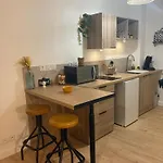 Joli Au Pied Du Beffroi Apartamento